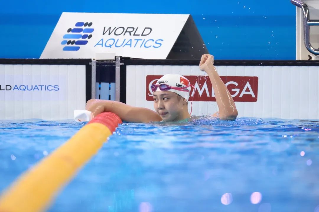 女子4×100米游泳决赛_游泳100米女子冠军_4ⅹ2oo米游泳比赛视频
