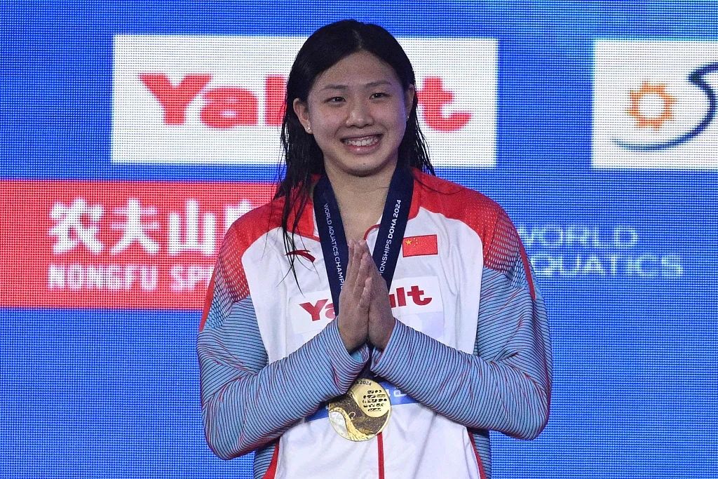 女子4×100米游泳决赛_游泳100米女子冠军_女子游泳4×100米世界纪录