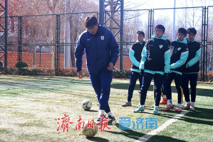 山东大学男足_山东大学足球队历史教练_山东大学足球协会