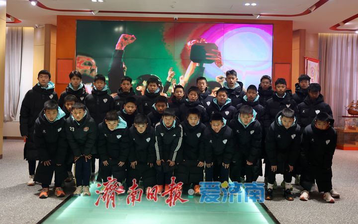 山东大学足球队历史教练_山东大学男足_山东大学足球协会