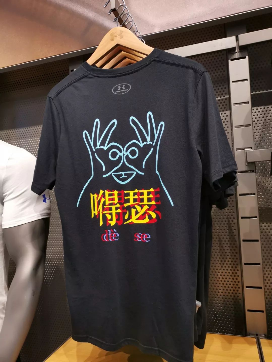 手抓篮球技巧小学生_篮球的手势怎么抓_小手怎么抓篮球