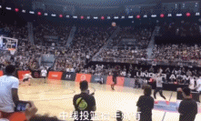 篮球的手势怎么抓_手抓篮球技巧小学生_小手怎么抓篮球