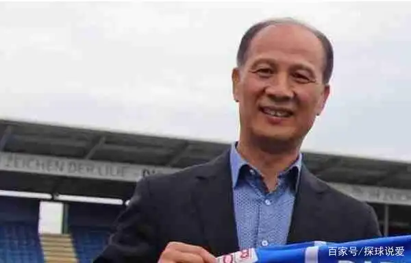 足球历史最佳中卫_足球中卫最佳历史球员_足坛历史最佳中卫