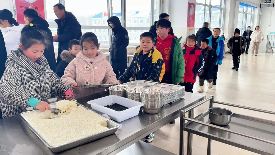 校园营养餐文化_校餐校园营养餐作文_关于学校营养午餐的作文
