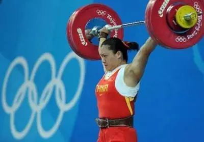 泰国举重世锦赛_泰国举重女选手_泰国奥运会举重冠军名单