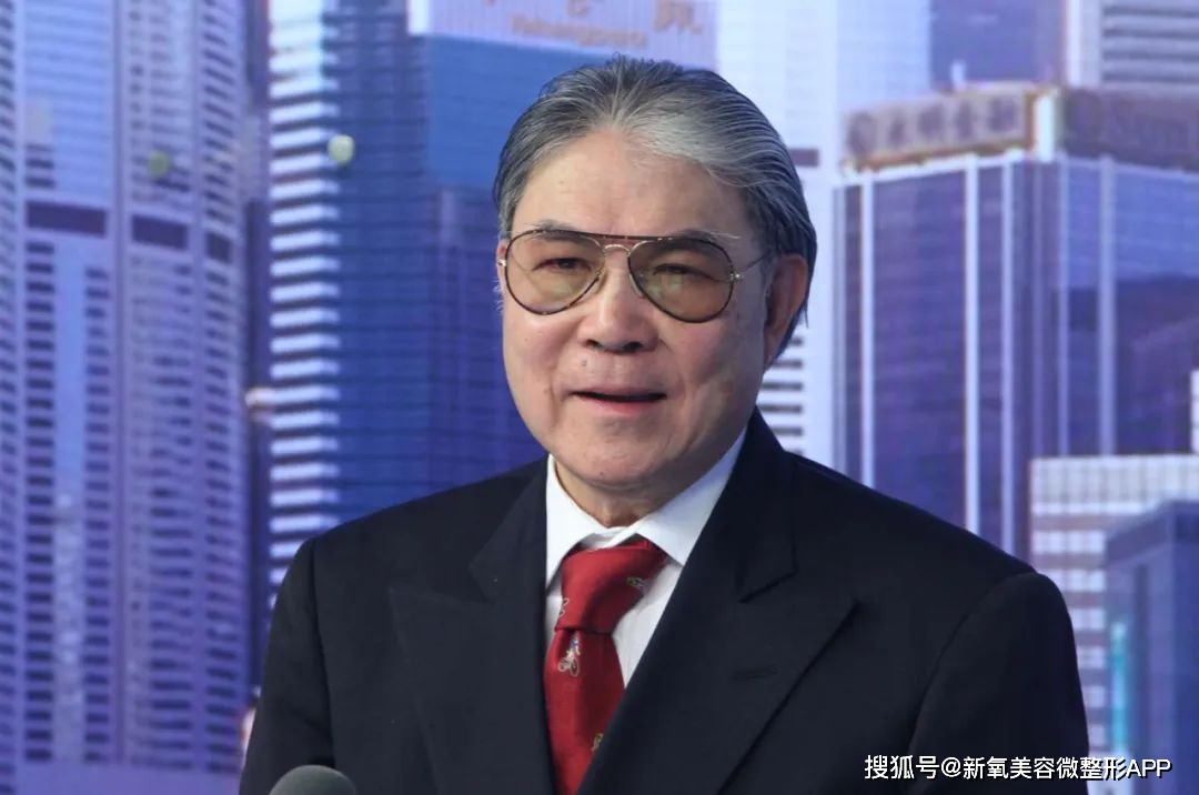 游泳冠军是谁拿金牌的_游泳冠军是什么鱼_几个游泳冠军是谁